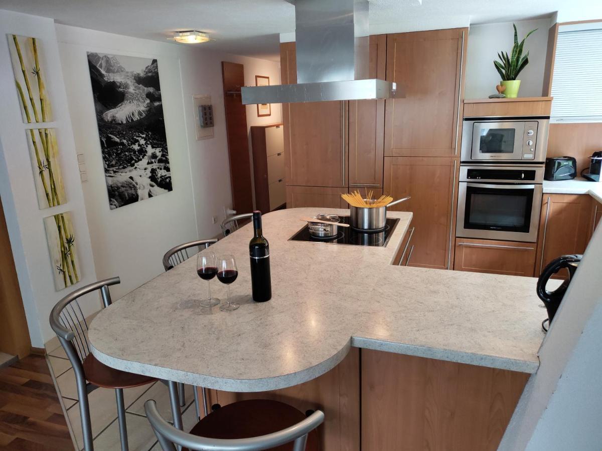 Ferienwohnung Alte Post 皮茨河谷圣莱昂哈德 外观 照片
